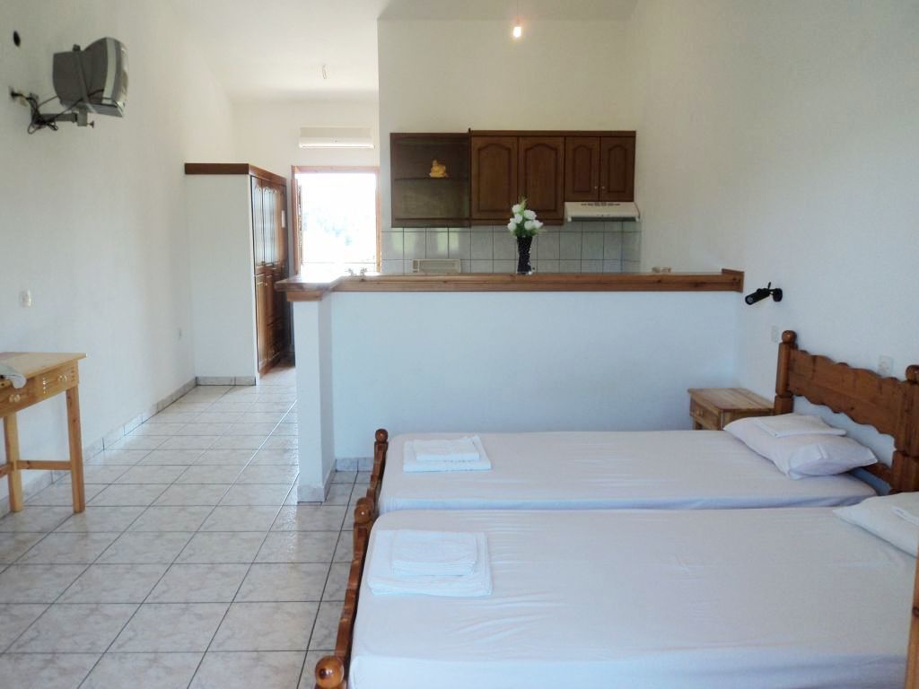 Aparthotel Faethon à Karousadhes  Extérieur photo